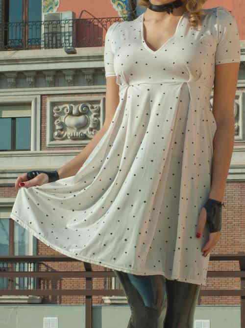 Peter Domenie Kaotic 275-C crème dress Peter Domenie Kaotic 275-C crème dress