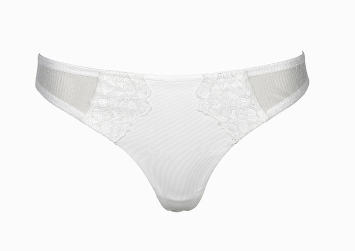 After Eden D-Cup & Up LOÏS off white thong After Eden D-Cup & Up LOÏS off white thong