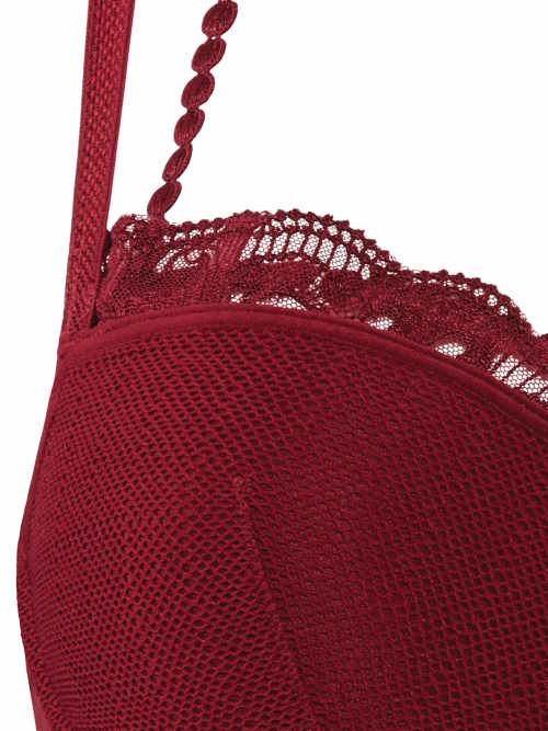 Marlies Dekkers Mauritshuis red padded bra Marlies Dekkers Mauritshuis red padded bra