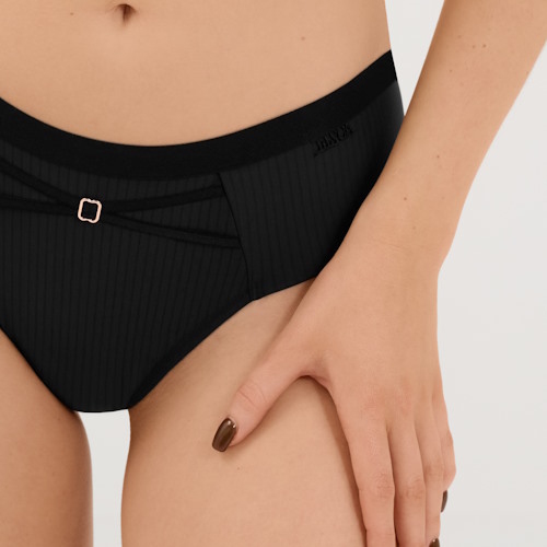 Lisca Laura black brazilian Lisca Laura black brazilian