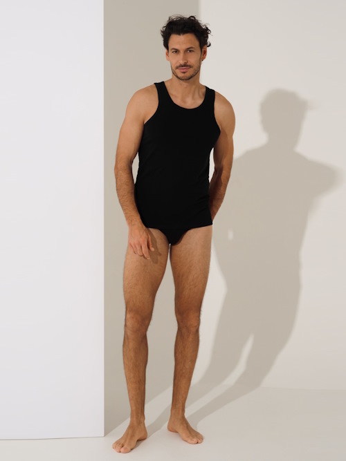 Lisca Hermes black man singlet Lisca Hermes black man singlet