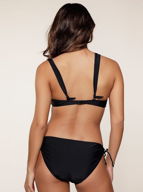 LingaDore Beach Black and Beautiful black set LingaDore Beach Black and Beautiful black set