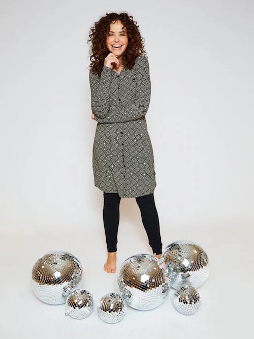 Charlie Choe Goes Retro black/print nightdress Charlie Choe Goes Retro black/print nightdress