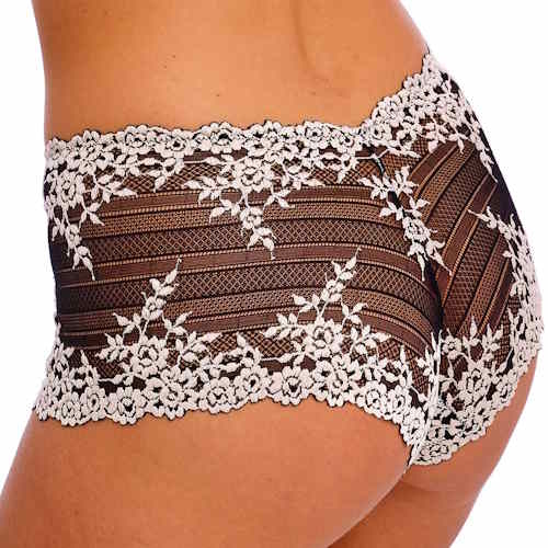 Wacoal Lingerie Embrace Lace black short Wacoal Lingerie Embrace Lace black short